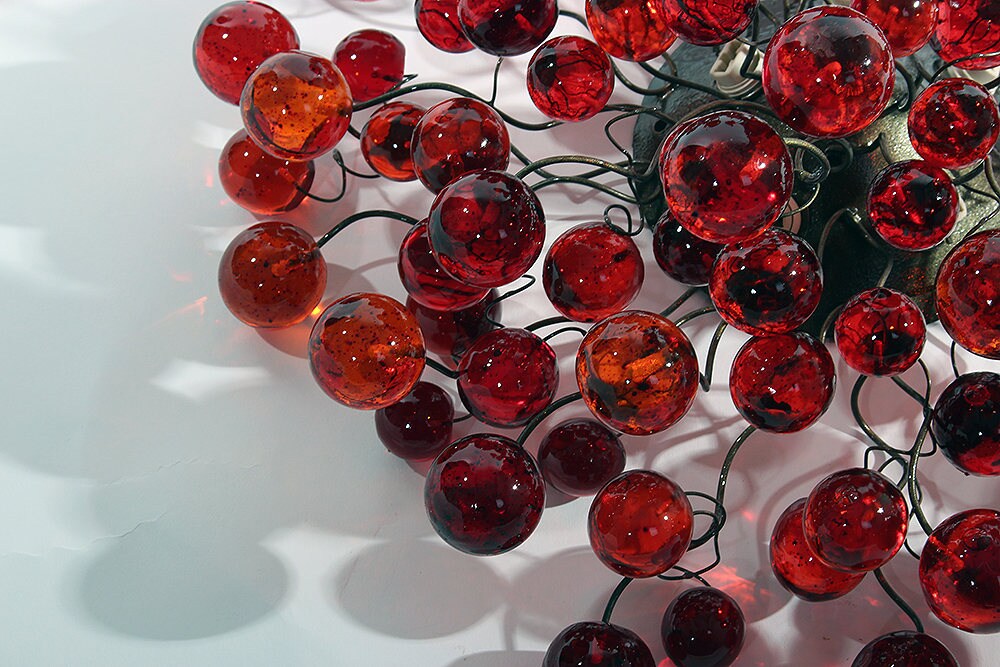 Flush mount ceiling light with Red Wine bubbles for entryway, bedroom, living room or toilet.