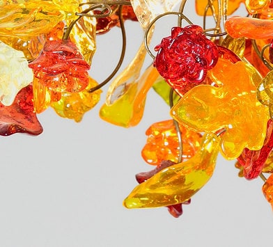 Floral Chandelier: Resin Flowers & Leaves, Warm Color Lighting